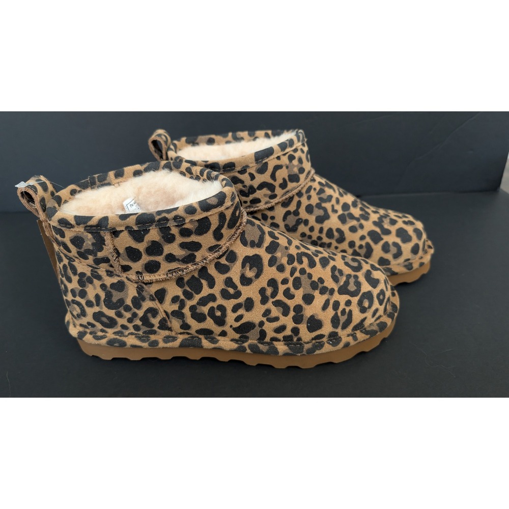 BearPaw Leopard Boots, size 9